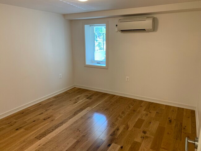 Building Photo - 3600 16th St NW