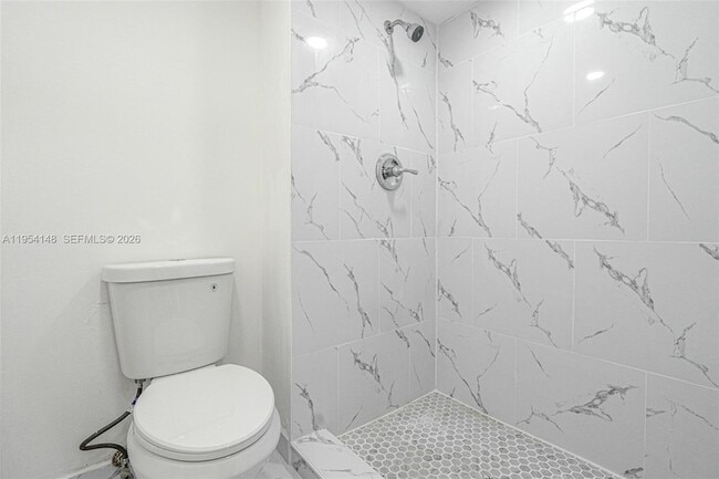 Building Photo - 5100 SW 64th Ave