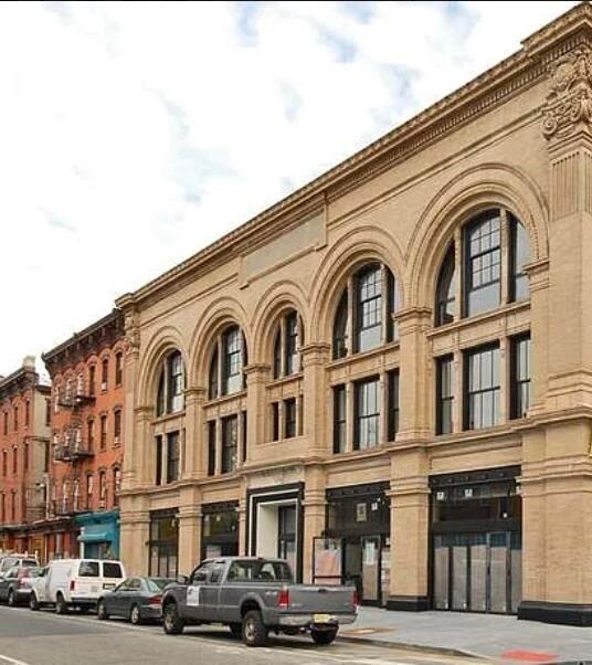 Building Photo - 8 Erie St
