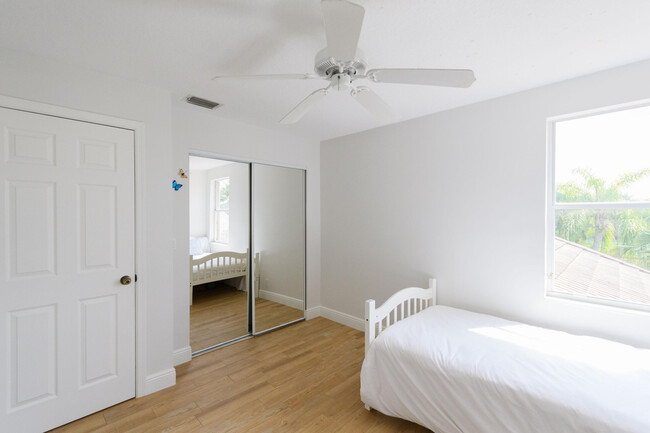 Building Photo - 3693 Miramontes Cir
