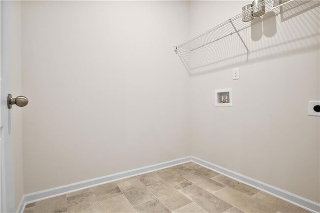 Building Photo - 127 Marion Dr