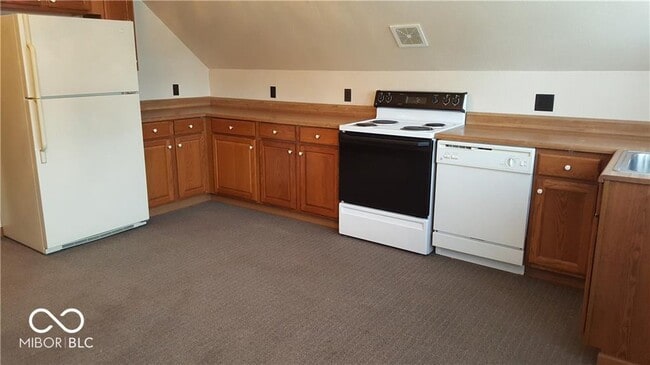 Building Photo - 325 S East St