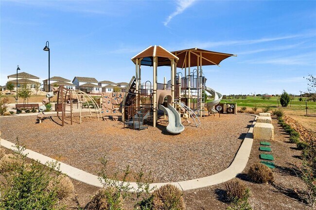 Building Photo - 2805 Moyer Ln