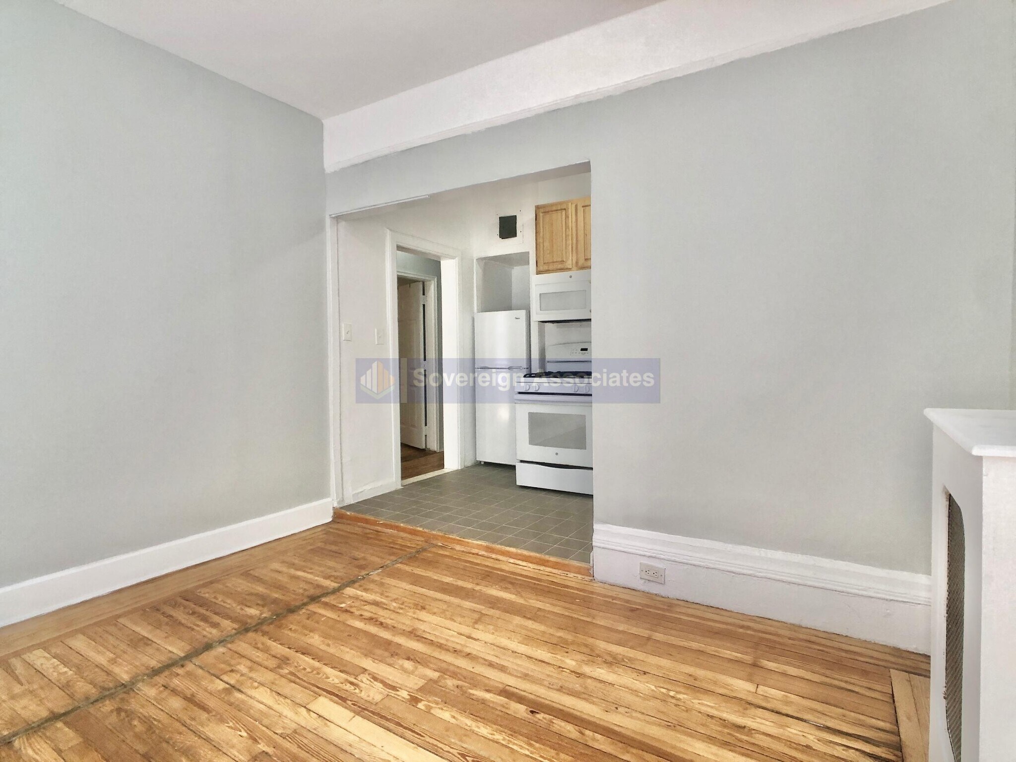 Building Photo - 182 Claremont Ave