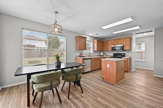 Building Photo - 4533 Corran Ferry Loop