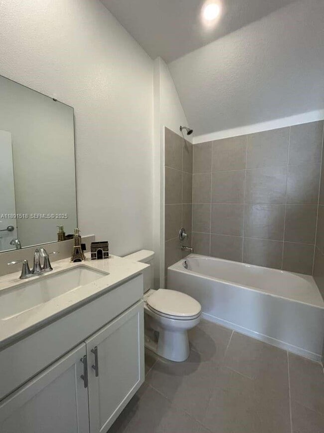 Building Photo - 5984 Zen Wy