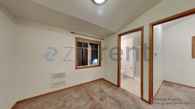 Building Photo - 12047 33rd Ave NE