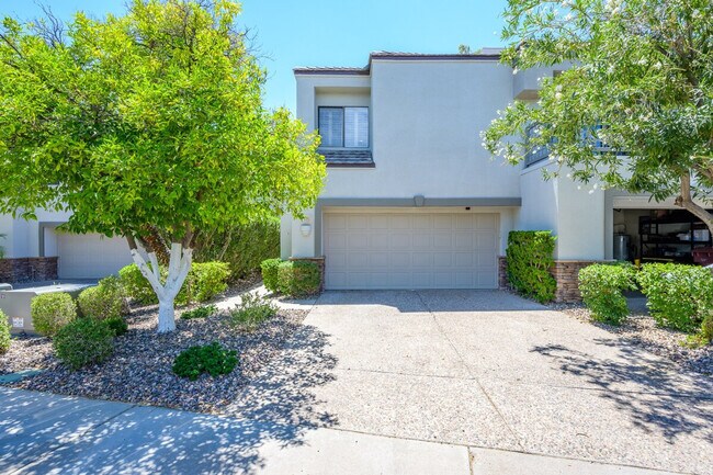 Building Photo - 7272 E Gainey Ranch Rd