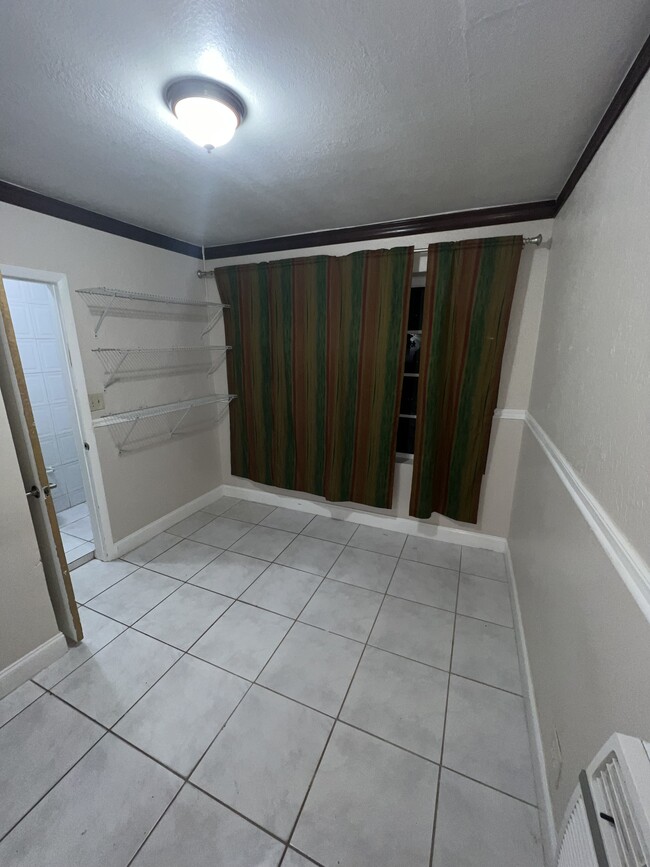 Building Photo - 205 NW 130th St