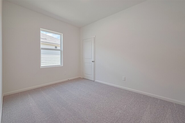 Building Photo - 8510 Ora Mdws Dr
