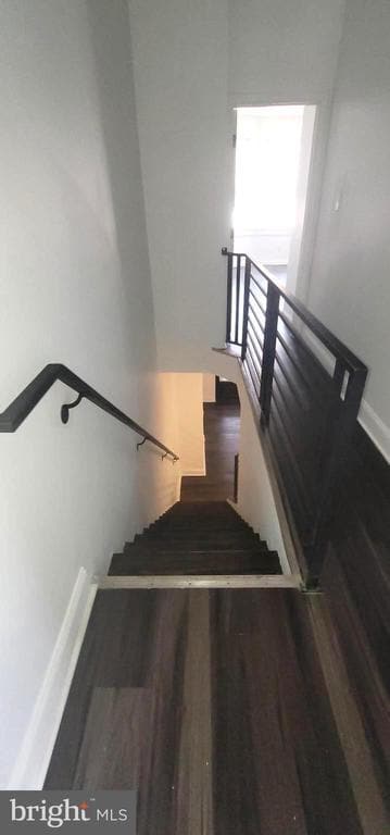 Building Photo - 423 N 52nd St