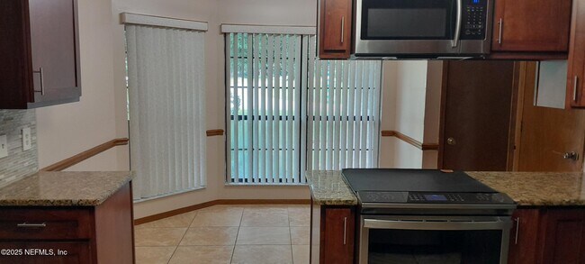 Building Photo - 3119 Marrano Dr