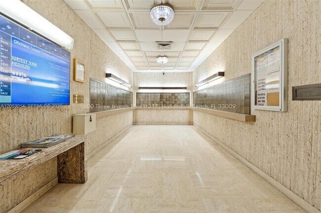 Building Photo - 600 Three Islands Boulevard