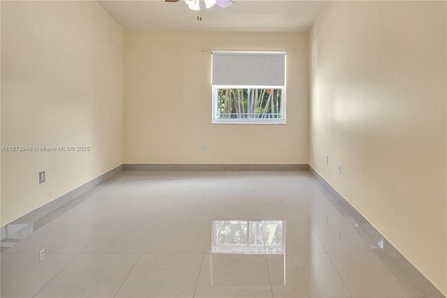 Building Photo - 6427 SW 132nd Ct Cir