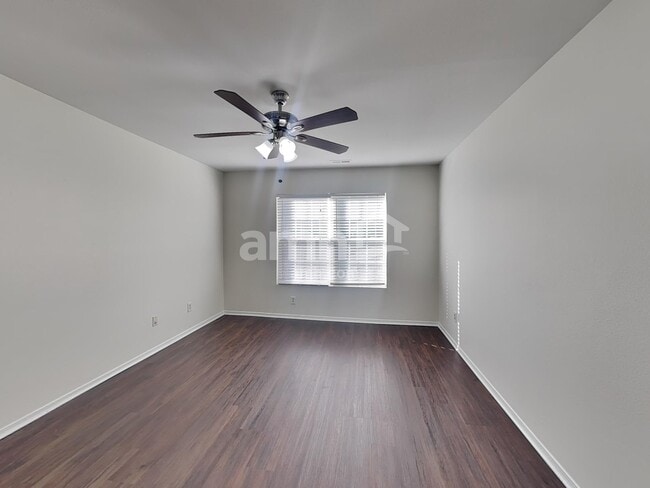 Building Photo - 15728 Circlegreen Dr