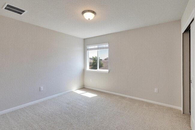 Building Photo - 2014 Arborside Dr