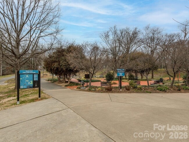 Building Photo - 1310 N Davidson St