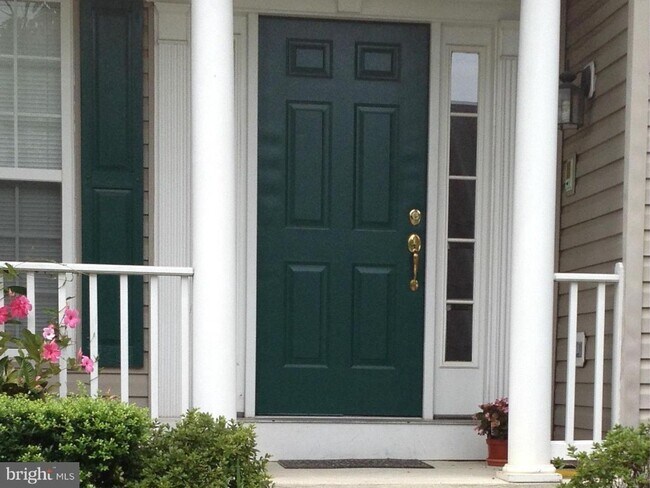 Building Photo - Severna Park Colonial