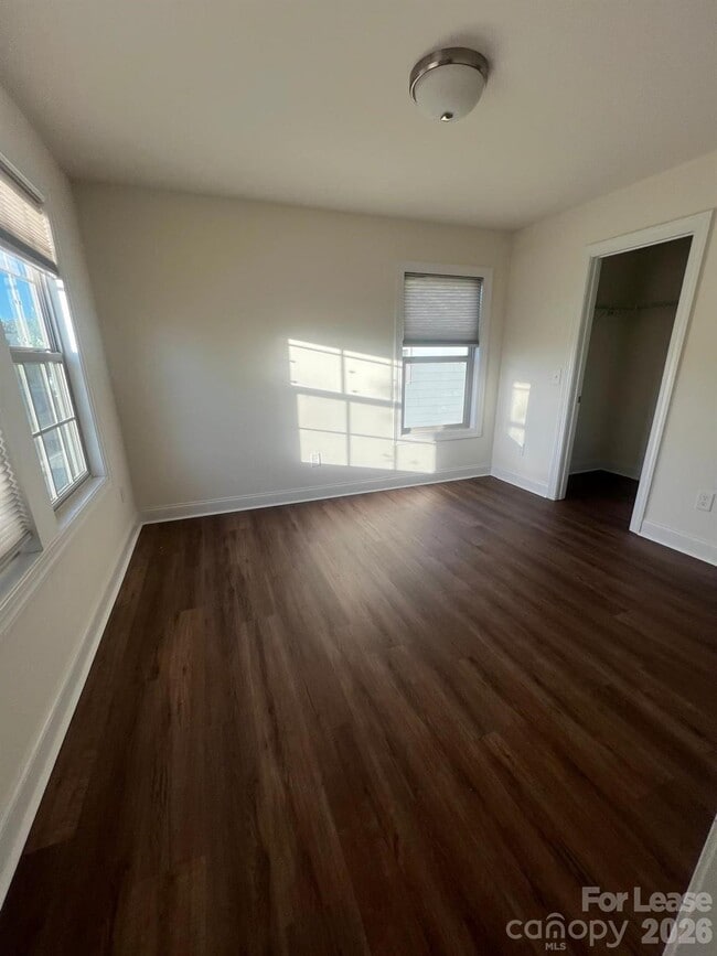 Building Photo - 11805 Clems Branch Dr