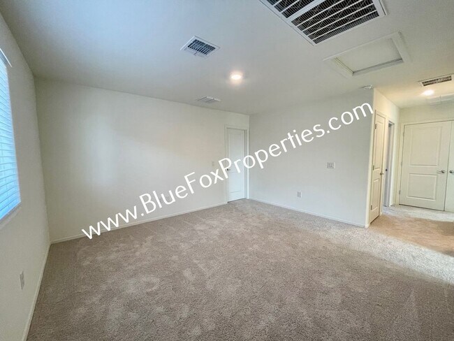 Building Photo - 12854 N Peony Dr