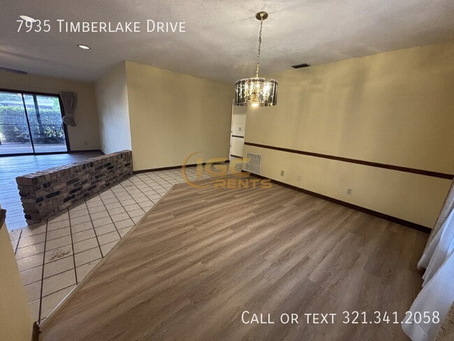 Building Photo - 7935 Timberlake Dr