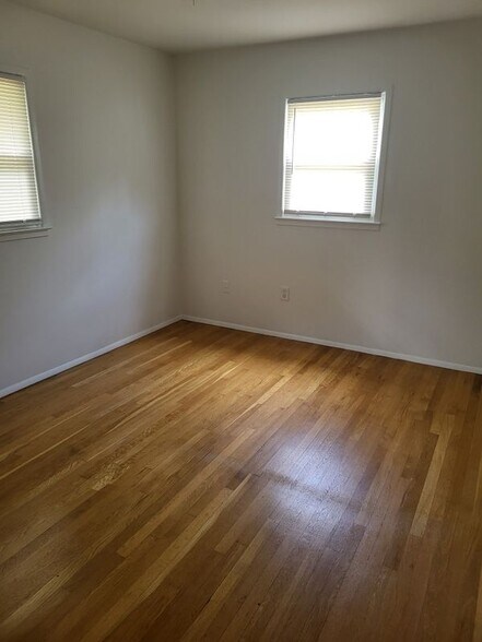 Building Photo - 13416 Hillendale Dr