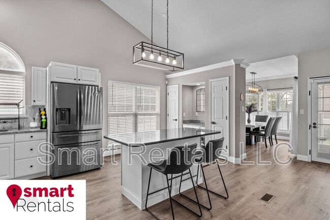 Building Photo - 944 Wellesley Pl Dr