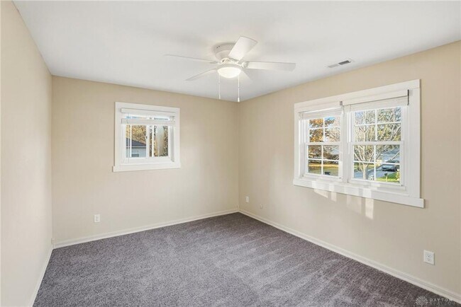 Building Photo - 5336 Red Coach Rd