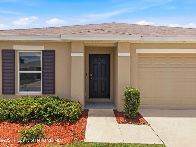 Building Photo - 13322 Golden Lime Ave