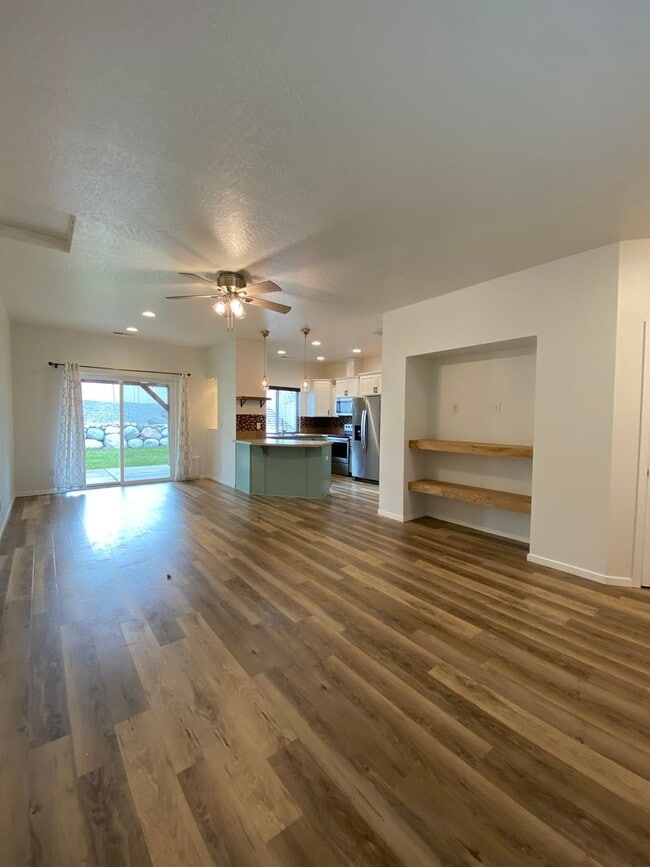 Building Photo - Liberty Lake Area-3 beds, 2baths Rancher Style House for rent Available NOW