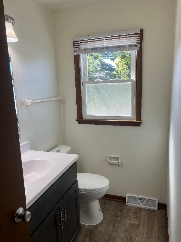 Building Photo - 2 S Grand Ave