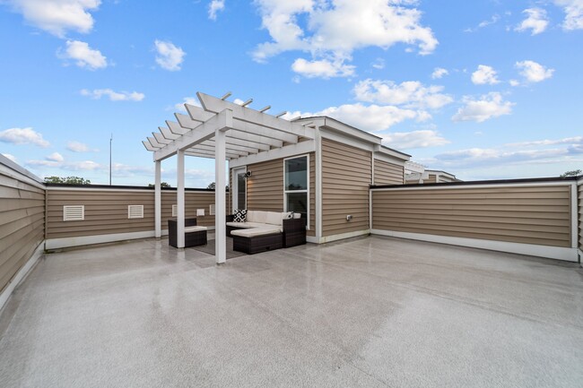 Building Photo - 2677 St Elias Dr