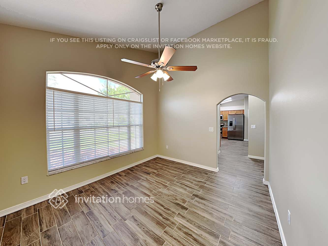 Building Photo - 2399 Sweetwater Blvd