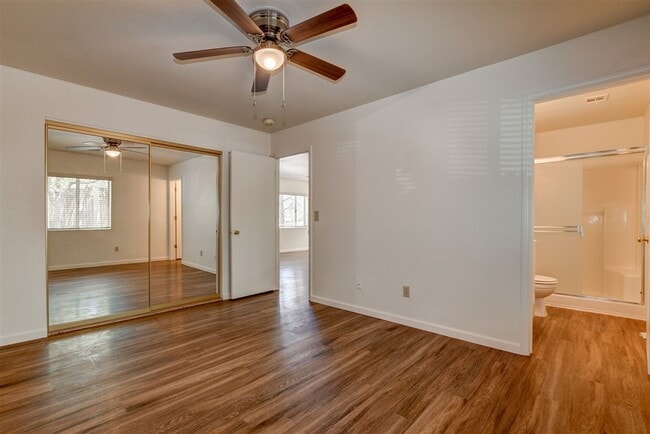 Building Photo - 114 Bradshaw Dr