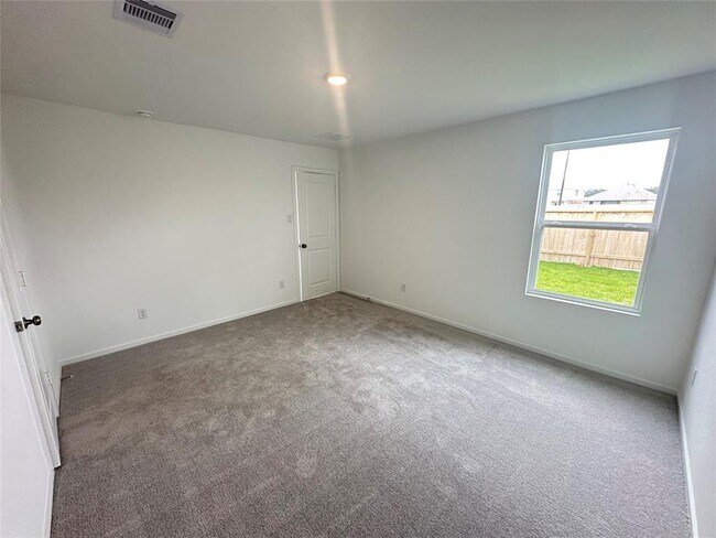 Building Photo - 615 Magnolia Creek Dr
