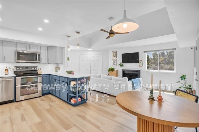 Building Photo - 4708 Daniel Ln