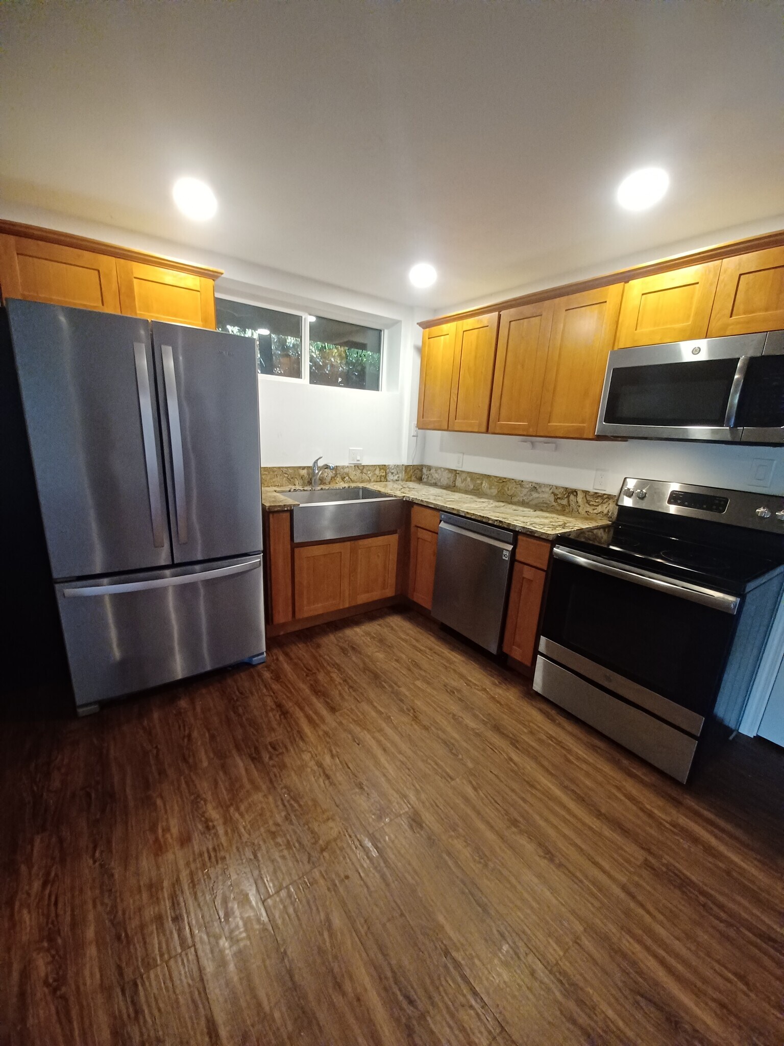 Building Photo - 55881 SW Cherry Grove Dr