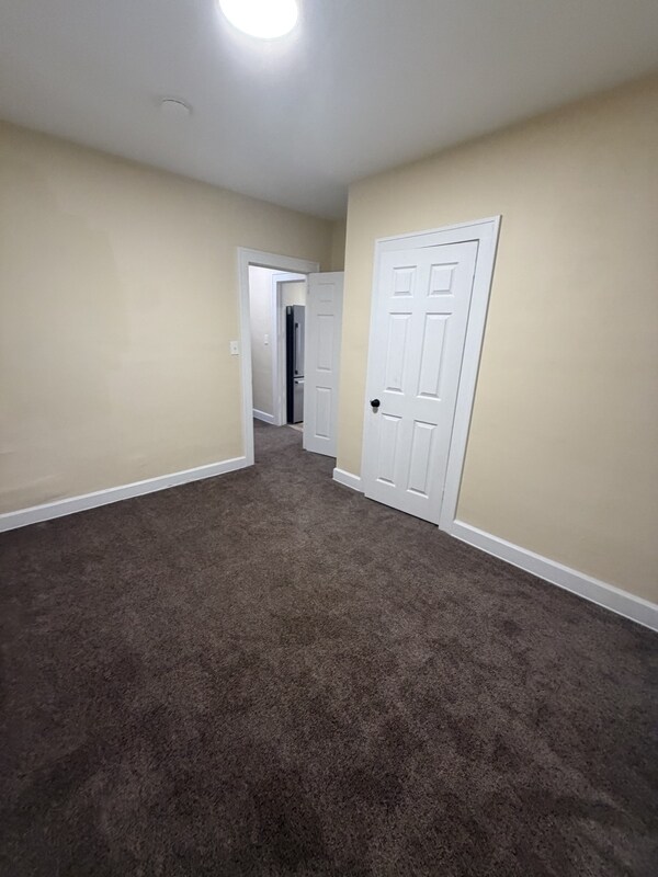 Building Photo - 4427 W 49th St