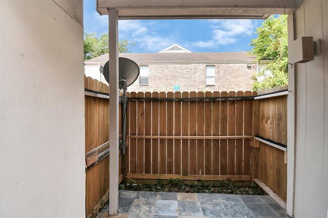 Building Photo - 7950 N Stadium Dr