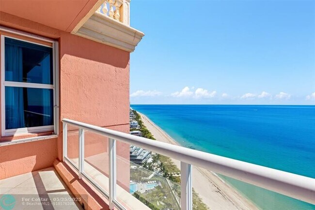 Building Photo - 2110 N Ocean Blvd