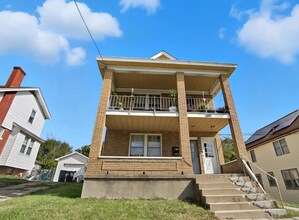 Building Photo - Bright 1-Bed in Prime Cincinnati Location – 875 Sq Ft, Water Included!