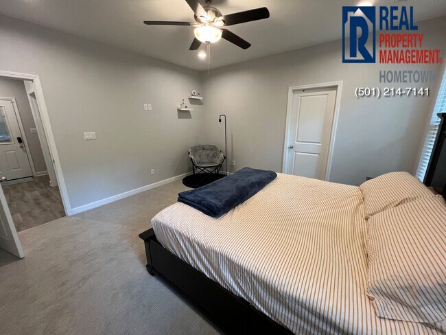 Building Photo - 25 Emma Dr