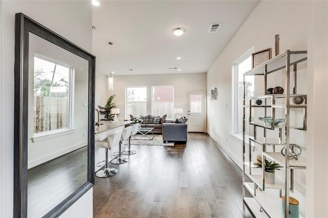 Building Photo - 4143 Griggs Rd