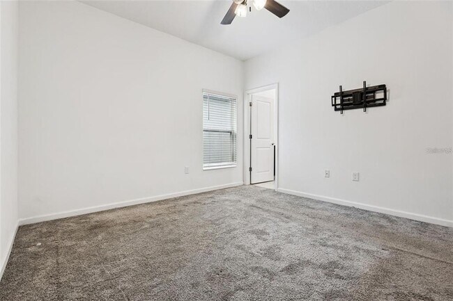 Building Photo - 781 Taurus Ln