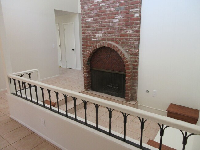 Building Photo - Duggan Property Management, Inc presents, Gorgeous home in Porter Ranch On Braemore Rd.