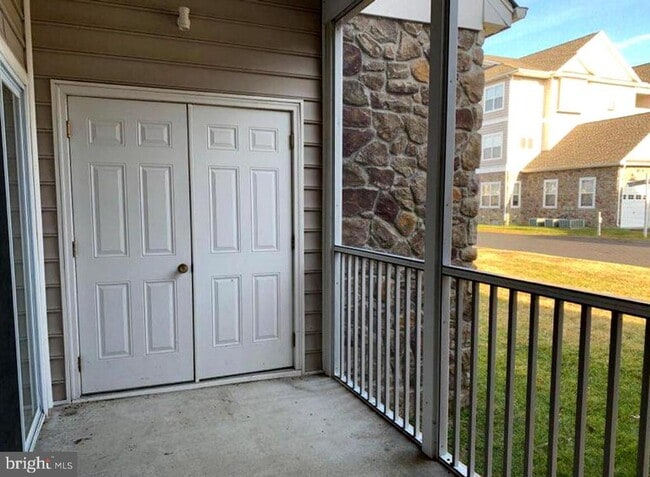 Building Photo - 4301 Fullerton Ct