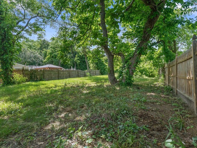 Building Photo - Fully Renovated 3-Bedroom Home with Designer Kitchen, Large Deck & Central Air in Pennsauken