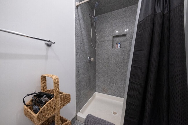 Building Photo - 125 La Salle St