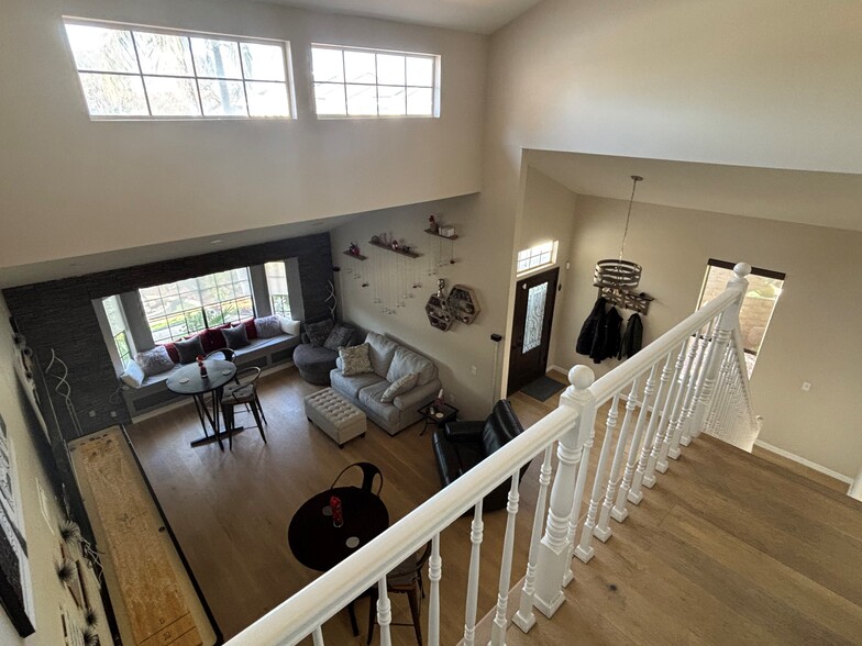 Top of Staircase - 23664 Meadcliff Pl