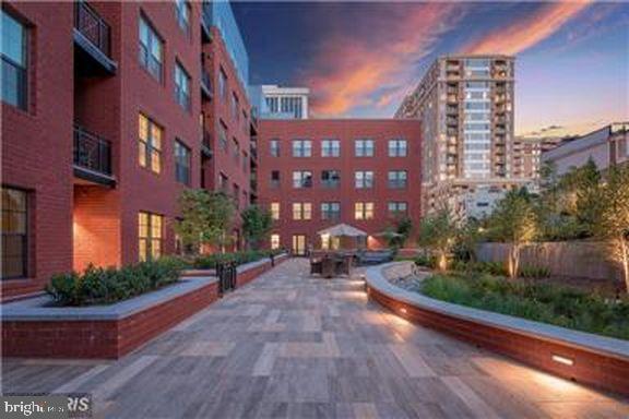 Building Photo - 1411 Key Blvd